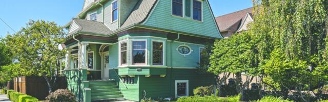 Historic Colonial Revival