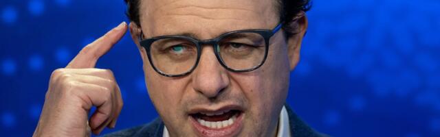 Anthropic and JPMorgan Seem to Agree That AI Isn’t Eating Enterprise Apps Yet