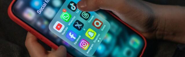 Federal judge blocks Florida law that bans kids from social media