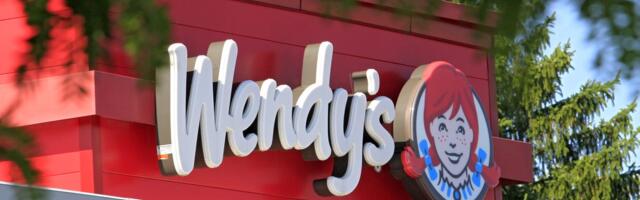 Chain restaurants are closing hundreds of locations across the US in 2026. See the list.