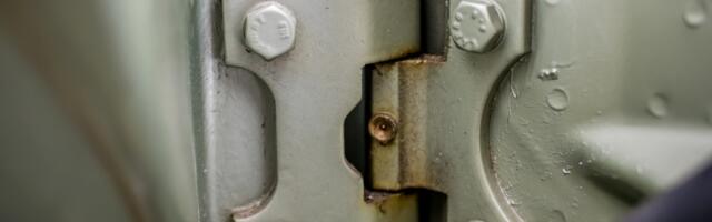 Use This Lubricant To Fix Your Car's Squeaky Hinges
