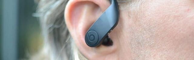 Powerbeats Pro earbuds have a $70 discount, but act fast!