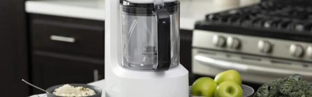 I Tried It: This Blender Spins Simultaneously in Both Directions to Unstick Your Smoothie