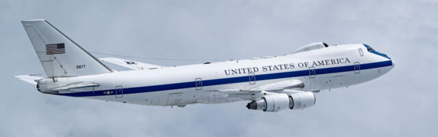 How Long Can The E-4B Doomsday Plane Stay Airborne?