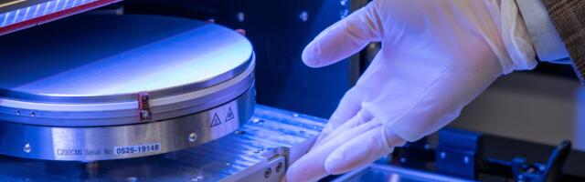 First truly 3D chip fabbed at US foundry, features carbon nanotube transistors and RAM on a single die — future devices could have up to 1000x improvement in energy-delay product