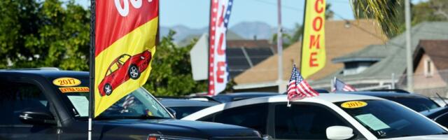 Auto tariffs seen hiking car prices by nearly $2,000 per vehicle