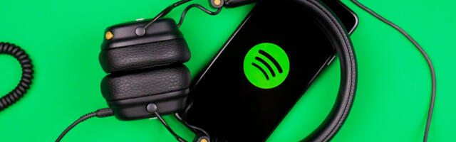 Exclusive: Spotify is testing a wild new feature that finally syncs paper books with audiobooks