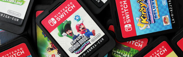 Why The Nintendo Switch Uses Cartridges (But PlayStation And Xbox Use Discs)