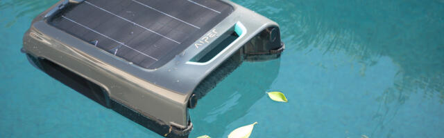 This is the most hands-off robot pool skimmer I’ve ever used