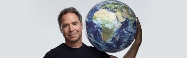 Starlink competitor from UK: OneWeb picks $300M as race for broader internet heats up