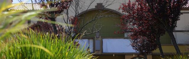 East Bay retail and dining hub in swanky neighborhood faces foreclosure