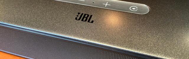 This JBL soundbar is a $200 Best Buy doorbuster!