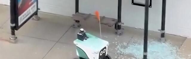 Self-Directed Delivery Robot Directs Itself Straight Through a Bus Shelter