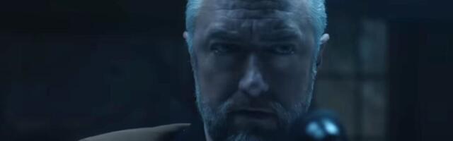 Sean Gunn Wants You to Think Maxwell Lord Is Part of the (Justice) Gang