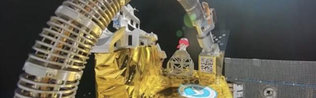 Chinese Startup Debuts Super-Bendy Robotic Arm for Orbital Repairs