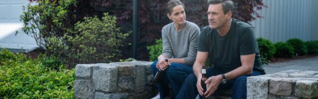 Jon Hamm is a thief who steals from the rich in Your Friends & Neighbors trailer