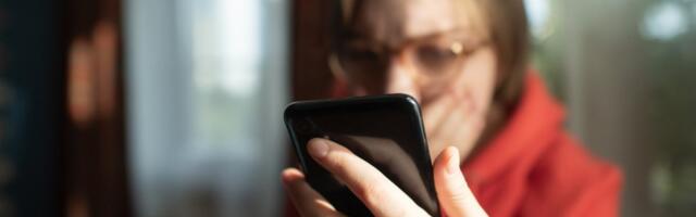 Romance scam red flags to look out for