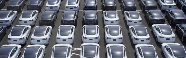 Tesla Q2 2025: Sell fewer cars and carbon credits, make less money