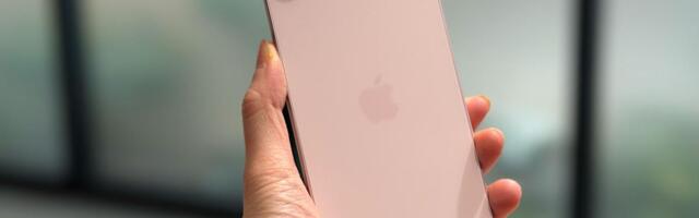 iPhone 17e hands-on: Pretty in pink, with portraits enabled
