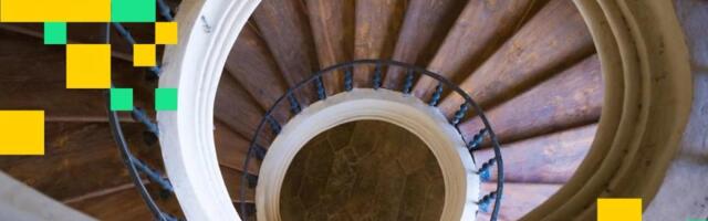 Bitcoin's Parabolic Arc Snaps: Trader Peter Brandt Eyes $25K Crash Floor