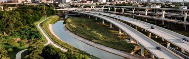 Why Does Texas Have Such High Overpasses?