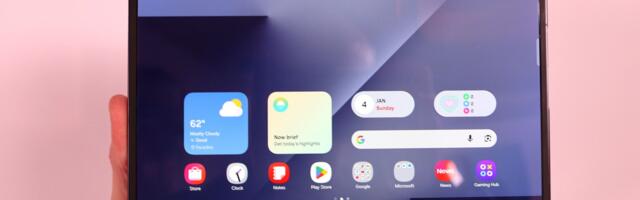 Samsung just won CES 2026 with its creaseless folding OLED – but I hope the iPhone Fold gets it first