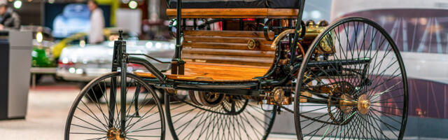 The World's First Three-Wheeled Car Looked Even Dorkier Than Today's