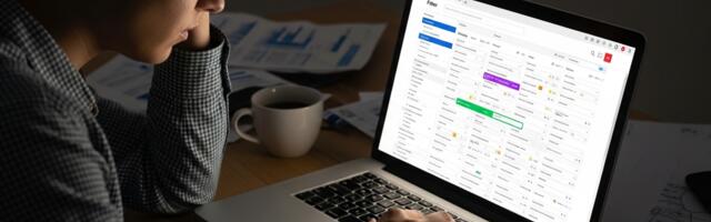 Как я перестал мучить людей дисклеймерами и научил нейросеть заполнять фильтры