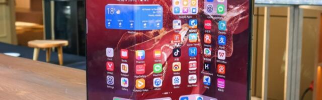 Huawei Mate XT owners to get free screen replacement for first year