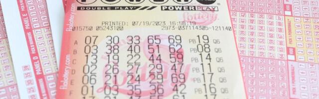 $1B Powerball is Minting Social Media Gold