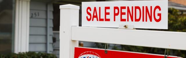 Trump signs order targeting institutional housing investors