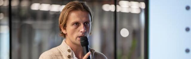 Investor cuts Revolut valuation to £15.6bn with 40% writedown