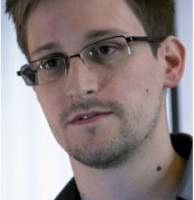 Edward Snowden aims to become dual US-Russian citizen