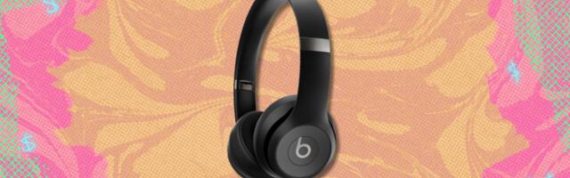 Save $50 on Beats Solo 4 headphones at Amazon