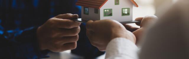 Son wants to know if parents should sell now or wait for ‘top dollar’