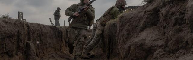 Ukraine showed the UK its classic 'tactically safe' trench-clearing methods don't work in chaotic, booby-trapped trenches