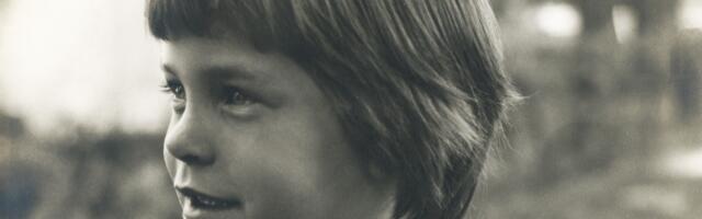 Psychology says men raised in the 1960s and 70s weren’t just taught to be strong — they were taught that strength meant carrying everything alone, and that single belief created a generation who confused endurance with emotional health