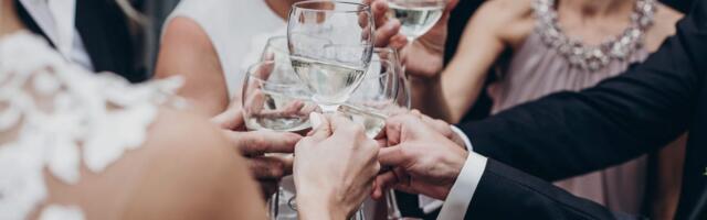 5 things that can ruin a wedding for guests, according to a professional planner