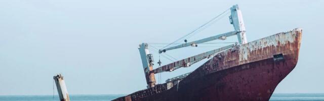 Crypto Markets Today: Bitcoin Nears June Low as $1.4B in Liquidations Rock Altcoins