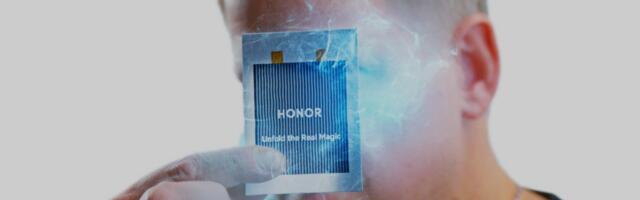 Honor shows off its Blade Battery, which is designed for foldables with 7,000+ mAh capacity