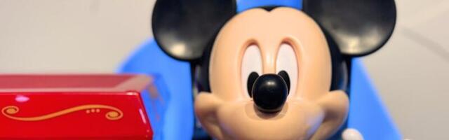 You Can Now Eat Popcorn Out of a Moving, Talking Mickey Mouse at Disneyland