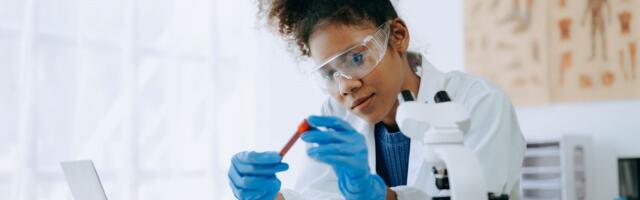 Poll Finds That 75% of Scientists Are Thinking About Leaving the U.S.