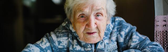 People who reach 90 without bitterness all share these 7 traits — and researchers say the critical one isn’t forgiveness, optimism, or gratitude. It’s a specific relationship with disappointment that most people never learn to build.