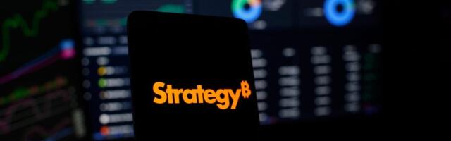 The Company That Just Buys Bitcoin Booked $17 Billion in Q4 Losses