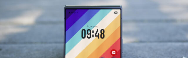 I spent over a week with the Galaxy Z Flip 7 and it’s not the foldable I wanted it to be