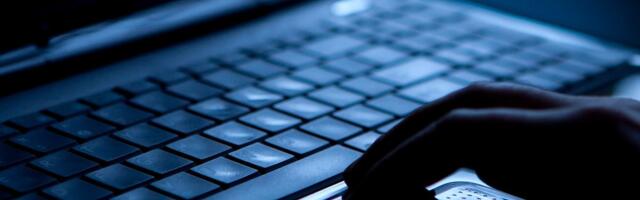 Do not fall for this fake Windows update support site. It’s spreading a password-stealing malware