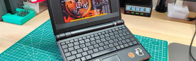 Damn Small Linux revived my original Eee PC. Here’s how to use it on any old computer.