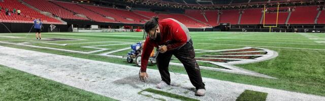 Take a look inside an NFL stadium in the chaotic hours leading up to game day