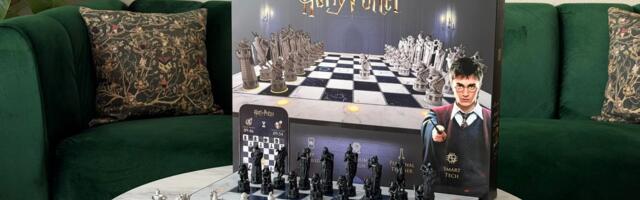 This Harry Potter-Themed Smart Board Makes Learning Chess Feel Like Magic