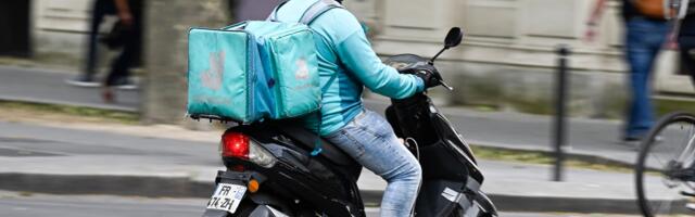 Delivery Hero to sell £83m stake in Deliveroo